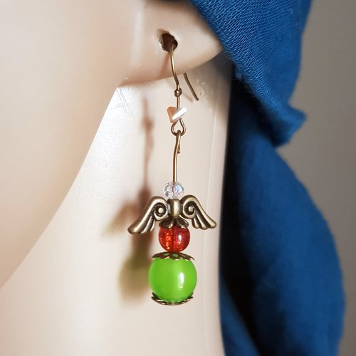 Boucle d'oreille pendante ailes, perles orange foncé, vert, crochet en métal bronze