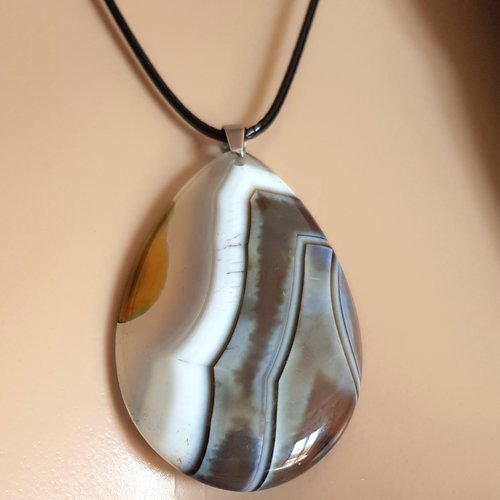 Collier pierre en verre marron, jaune, blanc, transparent, cordon cuir noir, fermoir, chaînette, métal argenté