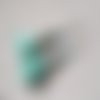 Boucle d'oreille pompon en tissue blanc, vert d'eau, perles en verre, coupelles, crochet en métal acier inoxydable argenté