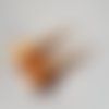 Boucle d'oreille pompon en tissue velours orange, perles en verre ambre, coupelles, crochet en métal bronze