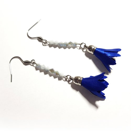Boucle d'oreille pompon bleu, perles en verre, tige, crochet en métal acier inoxydable argenté