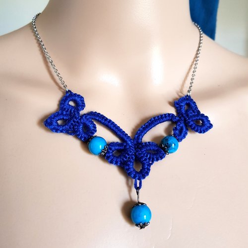 Collier fleur en coton bleu, perles en verre, coupelles, fermoir, chaîne en métal argenté acier inoxydable argenté