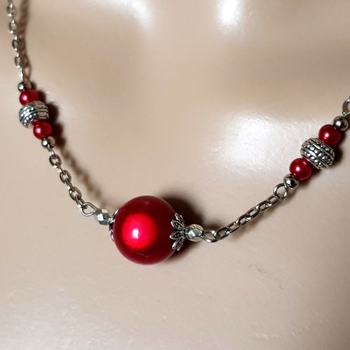 Collier perles en acrylique, rouge, fermoir, chaîne en métal acier inoxydable argenté