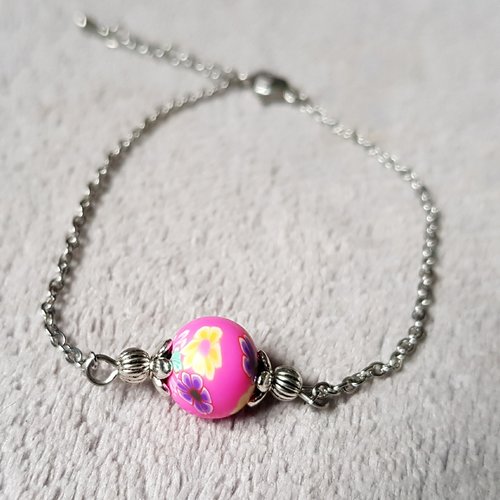 Bracelet chaîne perle acrylique, violet, blanc, rose foncé, jaune, fermoir mousqueton, chaîne, métal acier inoxydable argenté