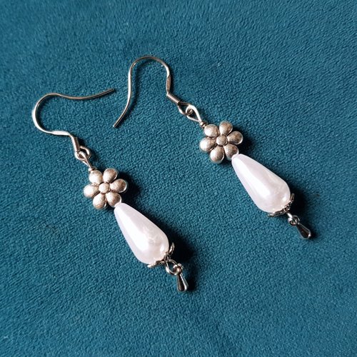 Boucle d'oreille perles en acrylique blanche, crochet en métal acier inoxydable argenté
