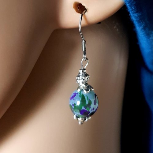 Boucle d'oreille perles en verre violet, parme, vert, crochet en métal acier inoxydable argenté