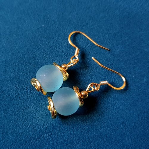 Boucle d'oreille perles en verre bleu, crochet en métal acier inoxydable doré