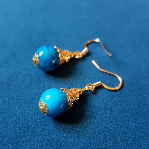 Boucle d'oreille perles en verre bleu, crochet en métal acier inoxydable doré