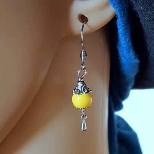 Boucle d'oreille perles en verre jaune, crochet en métal acier inoxydable argenté
