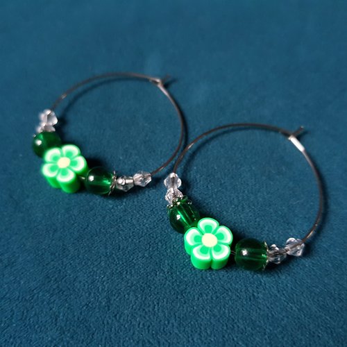 Boucle d'oreille créole, perles en acrylique fleur vert, transparent, jaune, métal acier inoxydable argenté