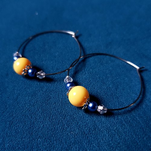 Boucle d'oreille créole, perles en verre, jaune, bleu, transparent, métal acier inoxydable argenté