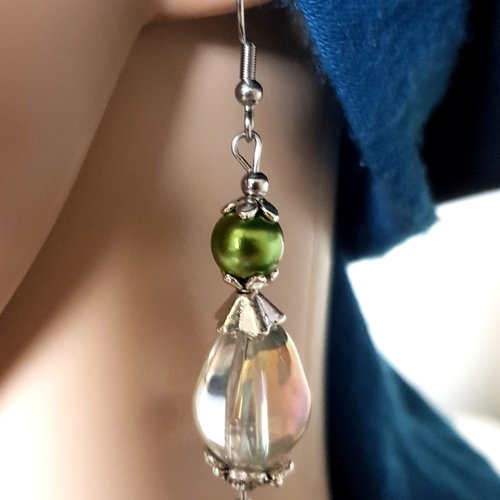 Boucle d'oreille perles en verre transparente avec reflets, verte, crochet en métal acier inoxydable argenté