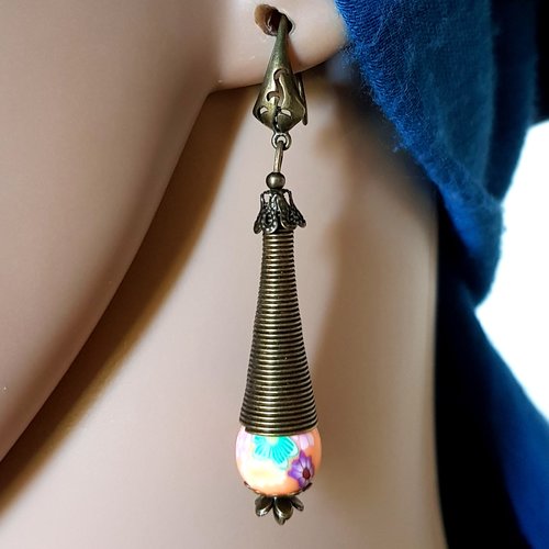 Boucle d'oreille perles en acrylique orange, vert, jaune, violet, rose, coupelles, crochets en métal bronze
