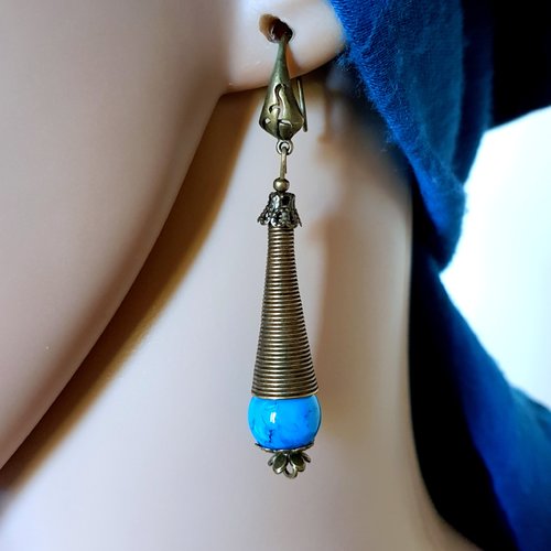 Boucle d'oreille perles en verre bleu marbré noir, coupelles, crochets en métal bronze