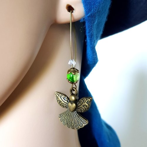 Boucle d'oreille ange, perles en verre verte, transparente, coupelles, crochets en métal bronze