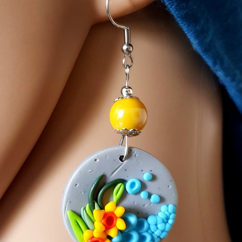 Boucle d'oreille  perles en acrylique jaune, crochet en métal acier inoxydable argenté