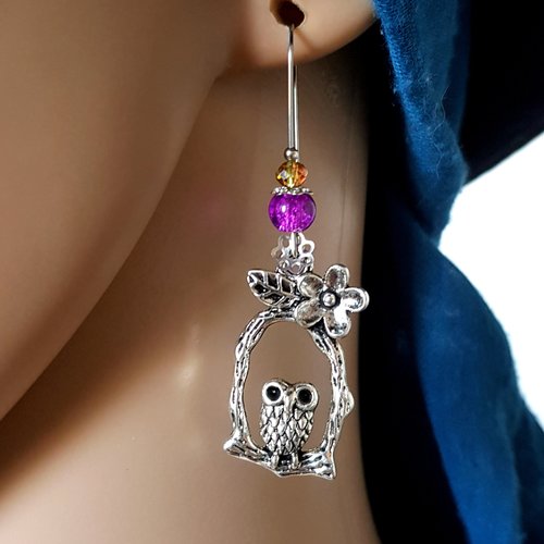 Boucle d'oreille hibou, perles  en verre violet, crochet en métal acier inoxydable argenté