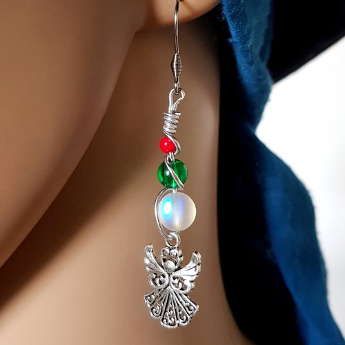 Boucle d'oreille ange, perles en verre vert, transparent, rouge, crochet en métal acier inoxydable argenté