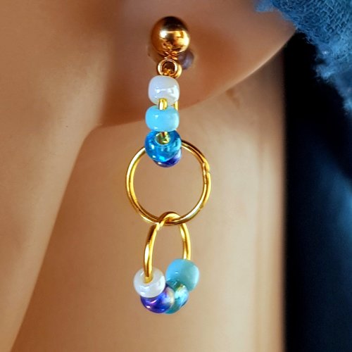 Boucle d'oreille perles en rocaille bleu, blanc, crochets puce ronde en métal acier inoxydable doré