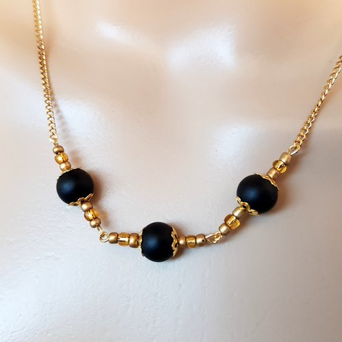 Collier perles en verre noir givré, bleu foncé, fermoir, chaîne en métal acier inoxydable doré