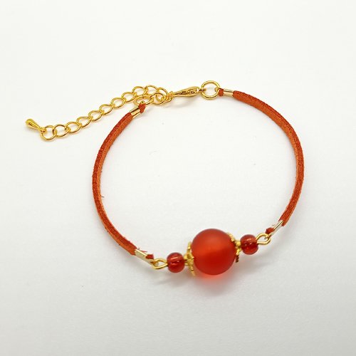 Bracelet féminin orange brûlé avec perle en verre cordon et chaînette