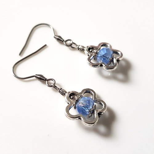 Boucle d'oreille perles en verre bleu, cadre fleurs, crochets en métal acier inoxydable argenté