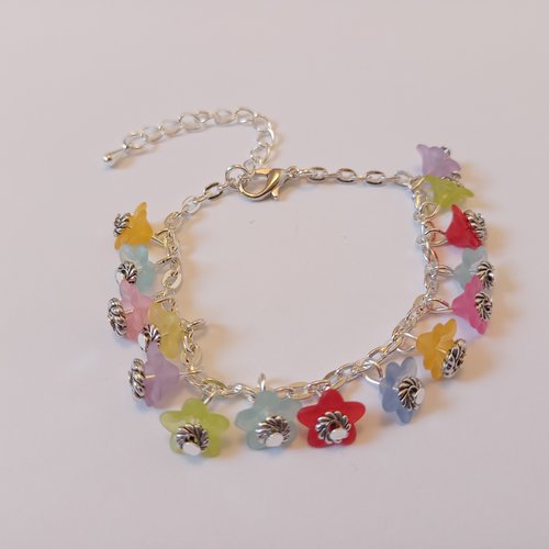 Bracelet de printemps clochettes multicolores en lucite