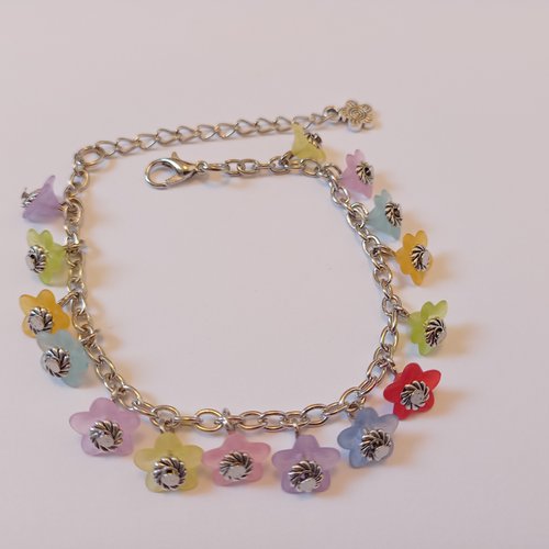 Bracelet de printemps clochettes multicolores sur métal argenté