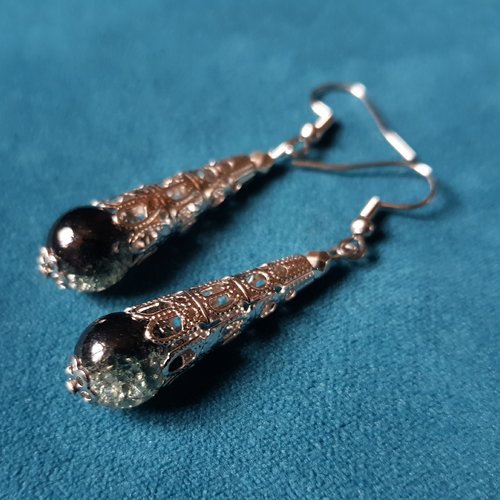 Boucle d'oreille perles verre noir, transparent, coupelles, crochet en métal acier inoxydable argenté