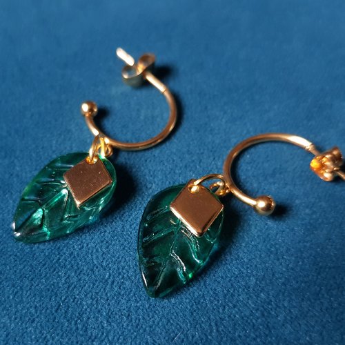 Boucle d'oreille feuilles acrylique verte, crochet acier inoxydable doré