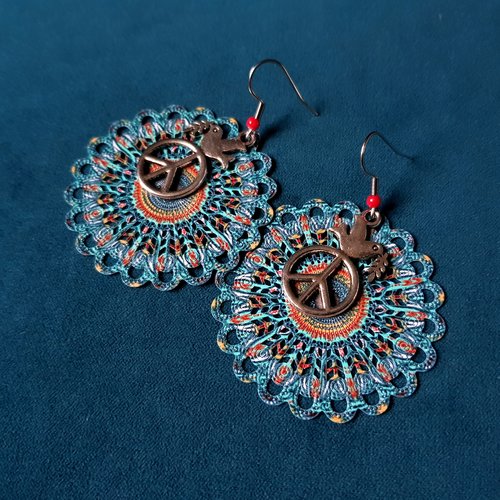 Boucle d'oreille rosace rond ajourée léger émaillé multicolore, bleu, crochet en métal acier inoxydable argenté