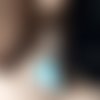 Boucle d'oreille pompon en tissue, bleu, blanc, perles en verre transparente, crochet en métal acier inoxydable argenté
