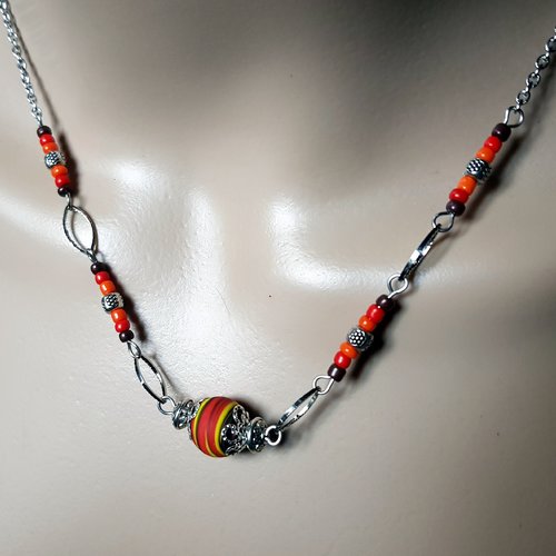 Collier perles  fimo orange, rouge, marron, coupelles, fermoir, chaîne en métal acier inoxydable argenté