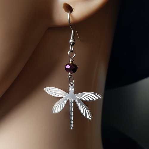 Boucle d'oreille libellule inoxydable léger, ajouré, perle en verre violet, bleu, crochet en métal acier inoxydable argenté