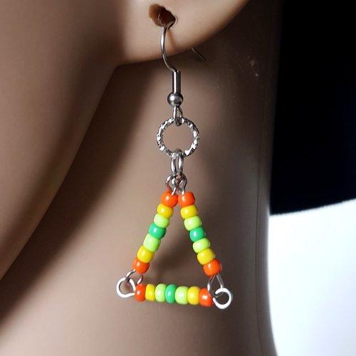 Boucle d'oreille triangle perles en verre multicolore, crochet en métal acier inoxydable argenté