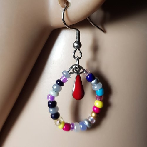 Boucle d'oreille goutte émaillé rouge, perles en verre multicolore, crochet en métal acier inoxydable argenté