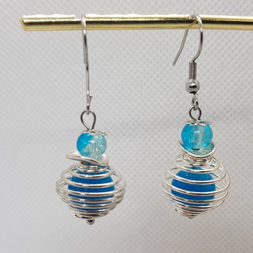 Boucle d'oreille perles en verre bleu, crochet en métal acier inoxydable argenté
