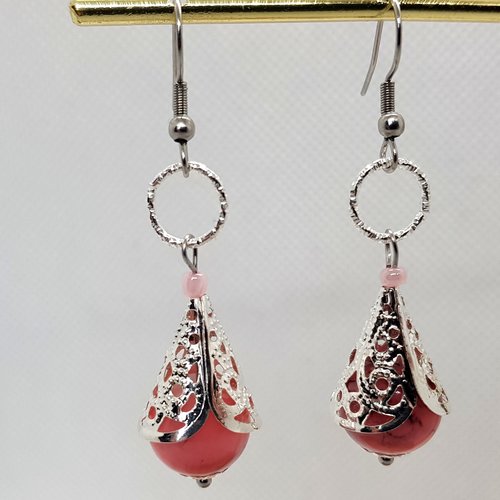 Boucle d'oreille perles en verre rose, coupelles, crochet en métal acier inoxydable argenté