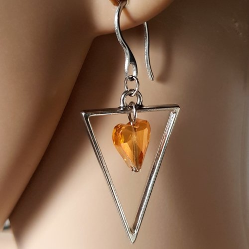 Boucle d'oreille triangle, perles en verre transparent orange, crochet en métal acier inoxydable argenté