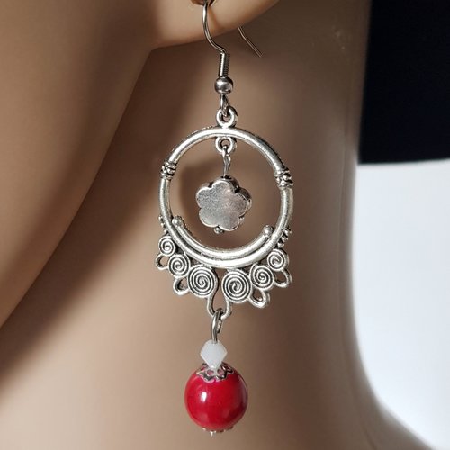 Boucle d'oreille fleur, connecteur, perles en verre rouge, crochet en métal acier inoxydable argenté