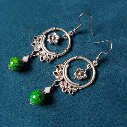 Boucle d'oreille fleur, connecteur, perles en verre verte, crochet en métal acier inoxydable argenté