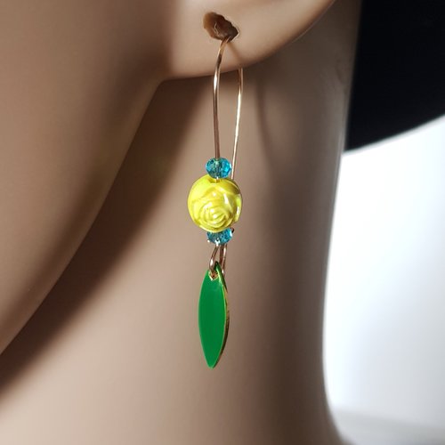 Boucle d'oreille perles fleur acrylique jaune, ovale émaillé vert, crochet en métal acier inoxydable doré