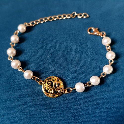 Bracelet perles blanche en acrylique, chaîne, fermoir mousqueton, chaîne d’extension, métal doré