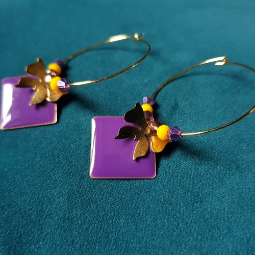 Boucle d'oreille créole papillon, émail carré violet, métal acier inoxydable doré