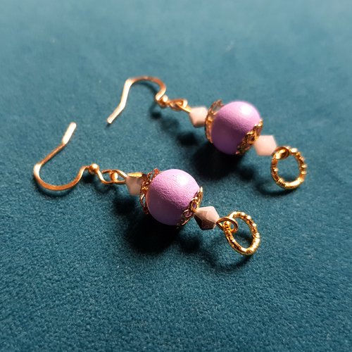 Boucle d'oreille perles en bois lilas, crochet en métal acier inoxydable doré