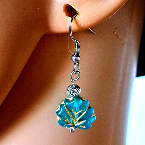 Boucle d'oreille perles feuille acrylique bleu, doré, crochets en métal acier inoxydable argenté