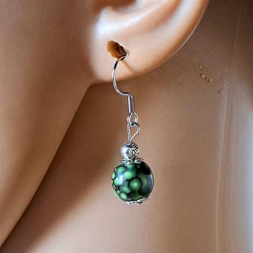 Boucle d'oreille perles acrylique, vert marbré noire, crochets en métal acier inoxydable argenté
