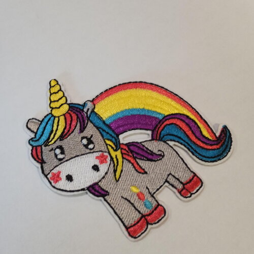 Patch brodé écusson brodé licorne arc en ciel