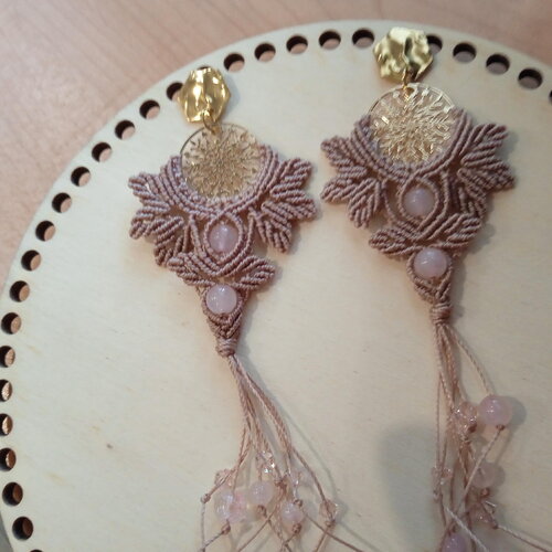 Boucles d'oreilles en micro macramé