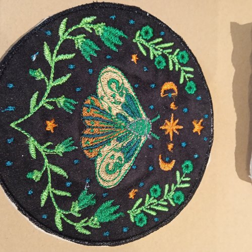 Papillon céleste: patch brodé écusson brodé